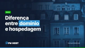 Diferença entre domínio e hospedagem. Foto: fachadas de sobrados antigos colados uns aos outros, com telhados de telha e fileiras de janelas brancas.