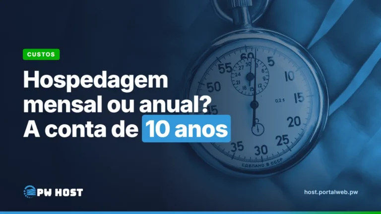 PW Host - Hospedagem de Sites Vitalícia e Sem Mensalidade Hospedagem mensal ou anual? A conta de 10 anos. Foto: cronômetro de bolso prateado na palma de uma mão.